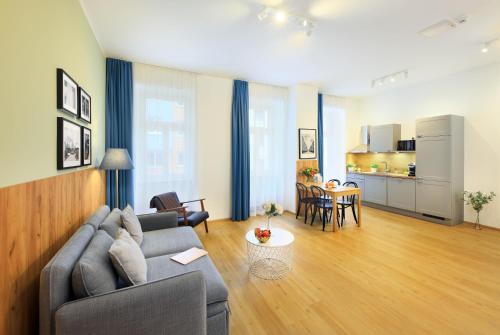 jimmys apartments dandelion