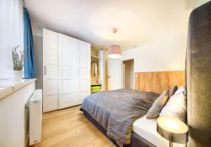 jimmys apartments dandelion