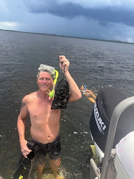 neptunes grotto waterfront retreat