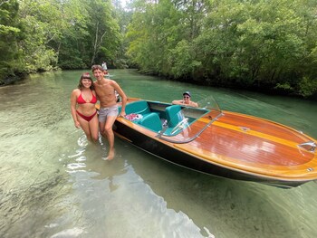 neptunes grotto waterfront retreat