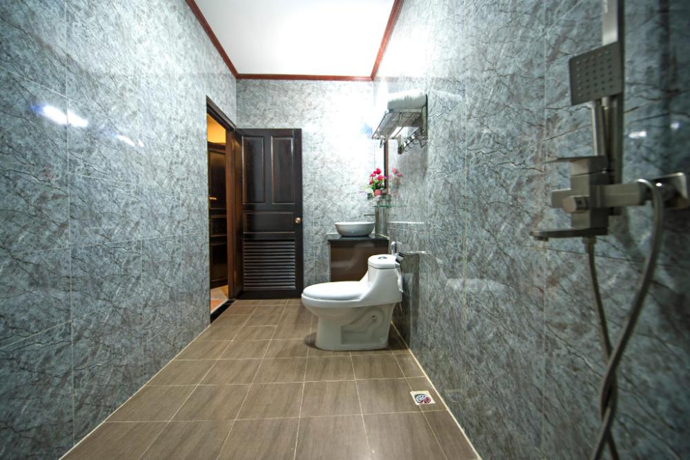 vang vieng freedom star hotel