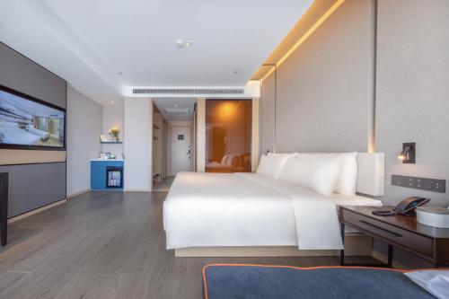 atour hotel orchid rd jincheng development zone