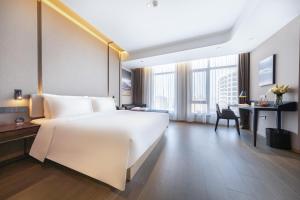 atour hotel orchid rd jincheng development zone