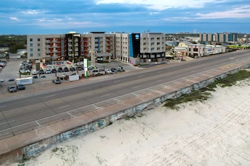 tru by hilton galveston