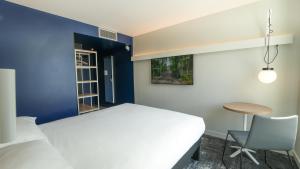 ibis paris gare montparnasse catalogne