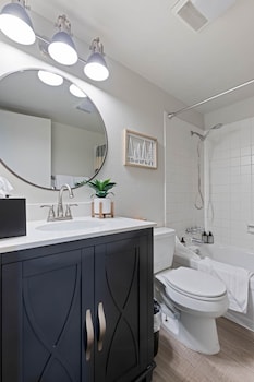 luxurious 2 bedroom base camp condo steps from kirkwood village 2 condo by redawning