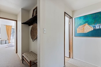 luxurious 2 bedroom base camp condo steps from kirkwood village 2 condo by redawning