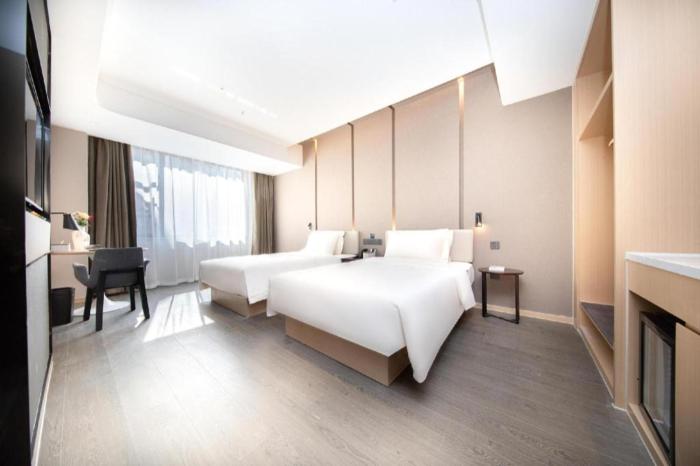 atour hotel wuhan chuhe hanjie hanxiu theater
