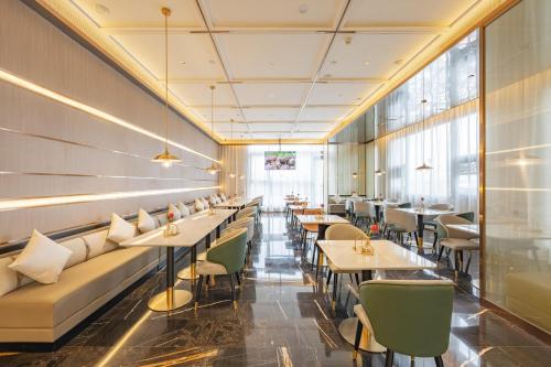 atour hotel kunshan baoyu plaza north changjiang road