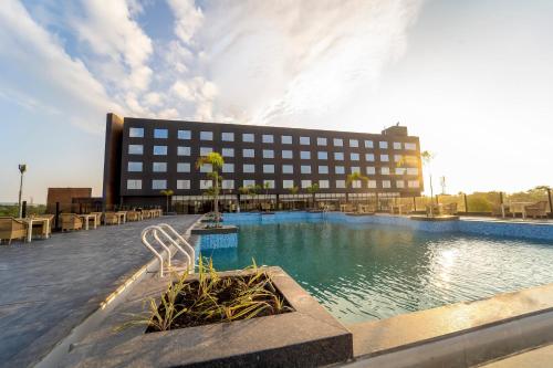 essentia luxury hotel