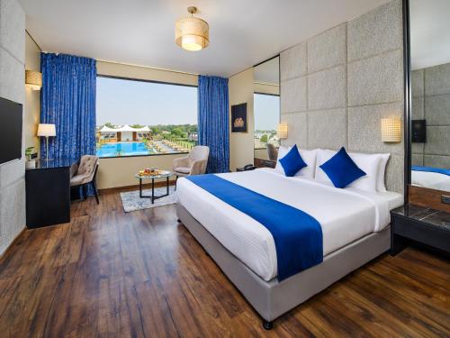 essentia luxury hotel