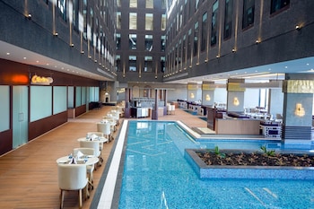 essentia luxury hotel