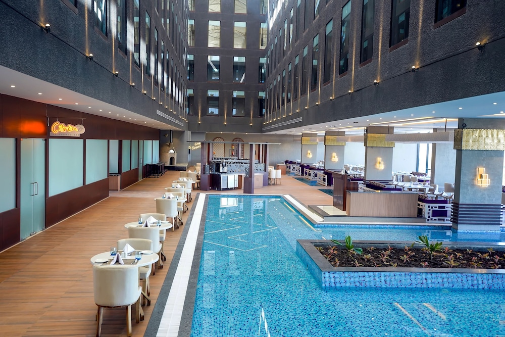 essentia luxury hotel