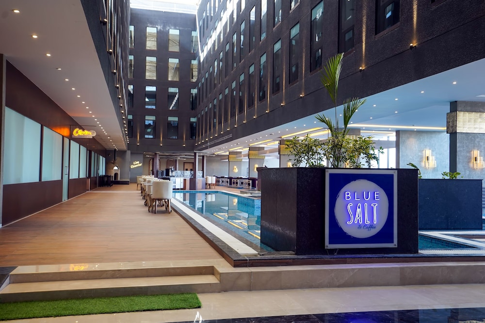 essentia luxury hotel