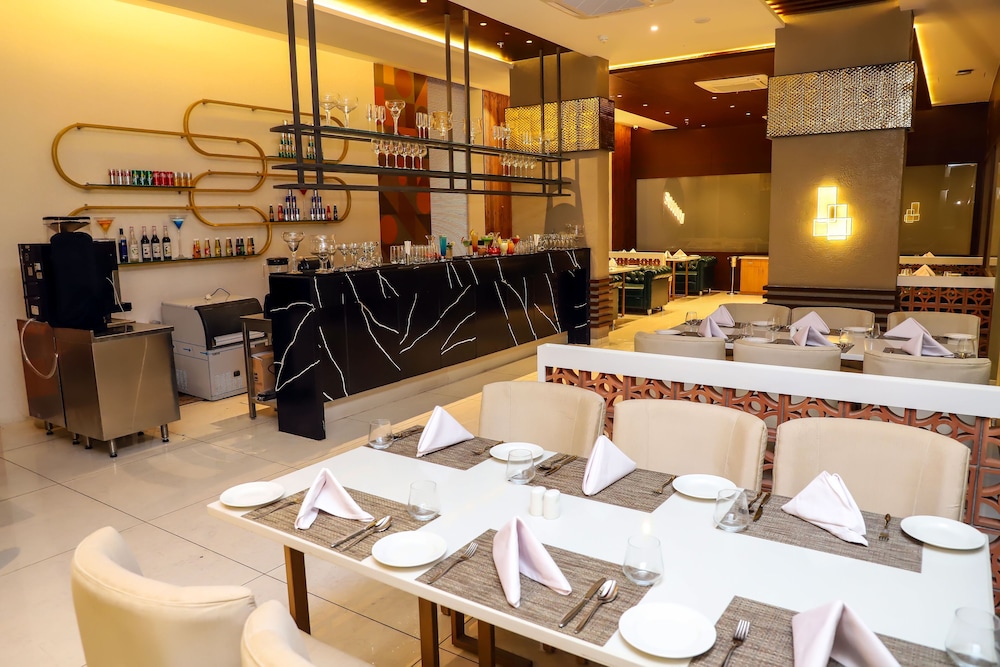 essentia luxury hotel