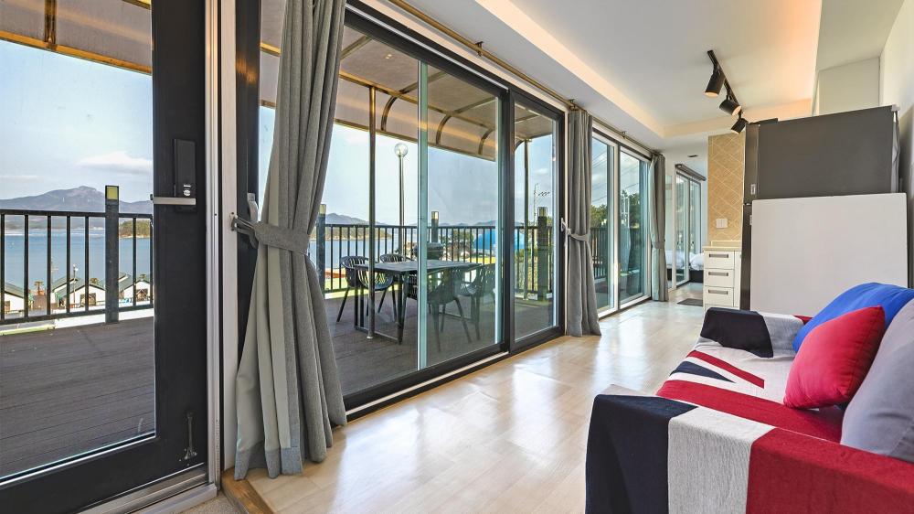 goseong bluebeach pensionandglamping