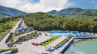 goseong bluebeach pensionandglamping