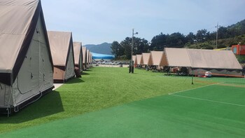 goseong bluebeach pensionandglamping