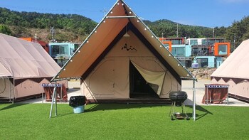 goseong bluebeach pensionandglamping