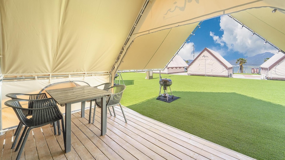 goseong bluebeach pensionandglamping
