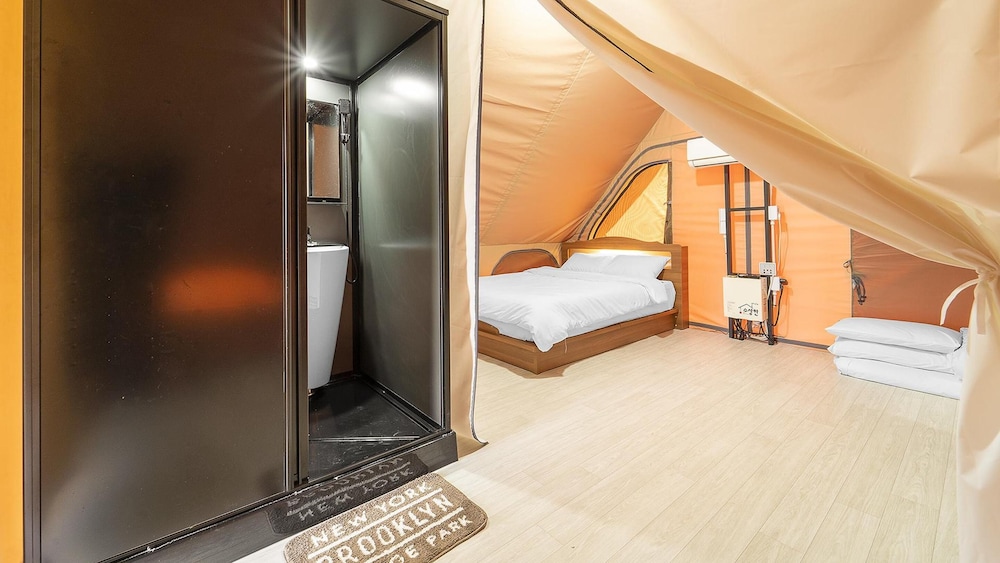 goseong bluebeach pensionandglamping