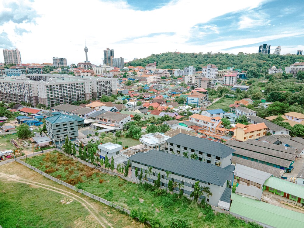 del max resort pattaya