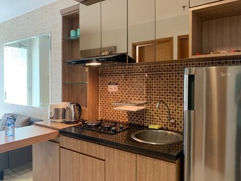 comfort and tidy 2br at cinere bellevue suites apartment