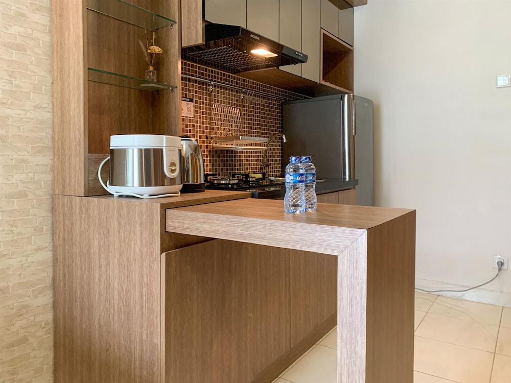 comfort and tidy 2br at cinere bellevue suites apartment