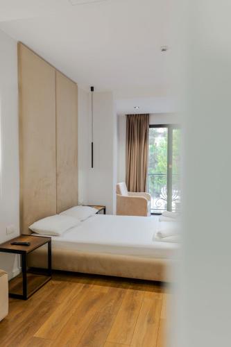 hotel central