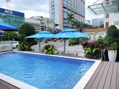 acnos grand hotel