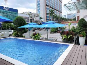 acnos grand hotel