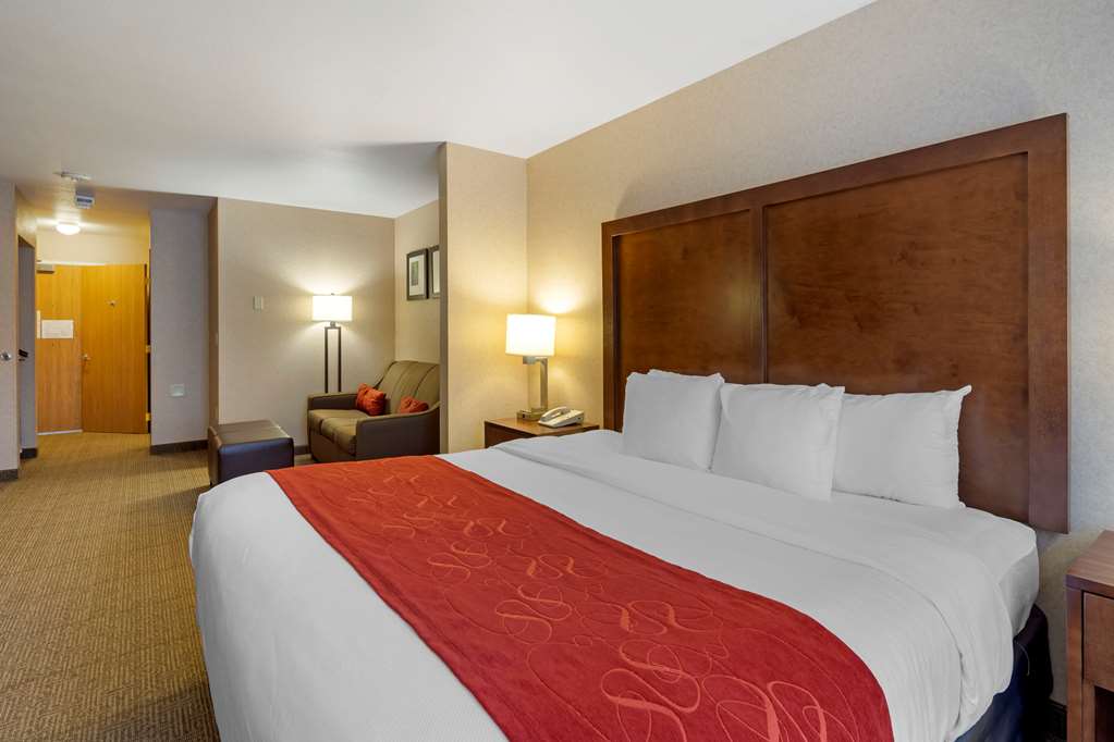 comfort suites anchorage international airport