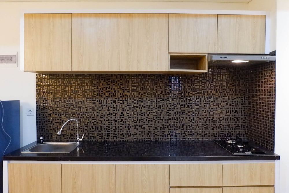 3br luxurious and elegant apartment at grand sungkono lagoon