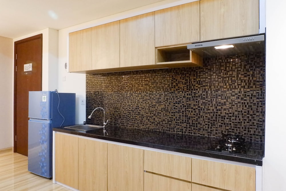 3br luxurious and elegant apartment at grand sungkono lagoon