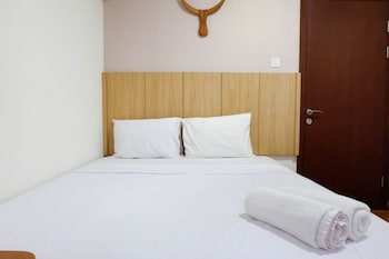 3br luxurious and elegant apartment at grand sungkono lagoon