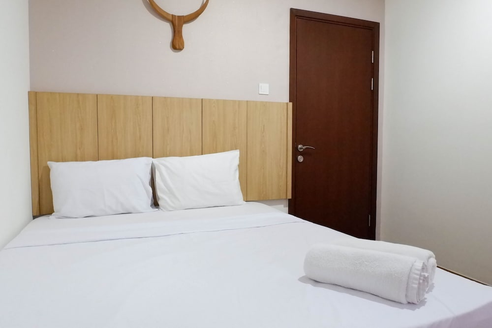 3br luxurious and elegant apartment at grand sungkono lagoon