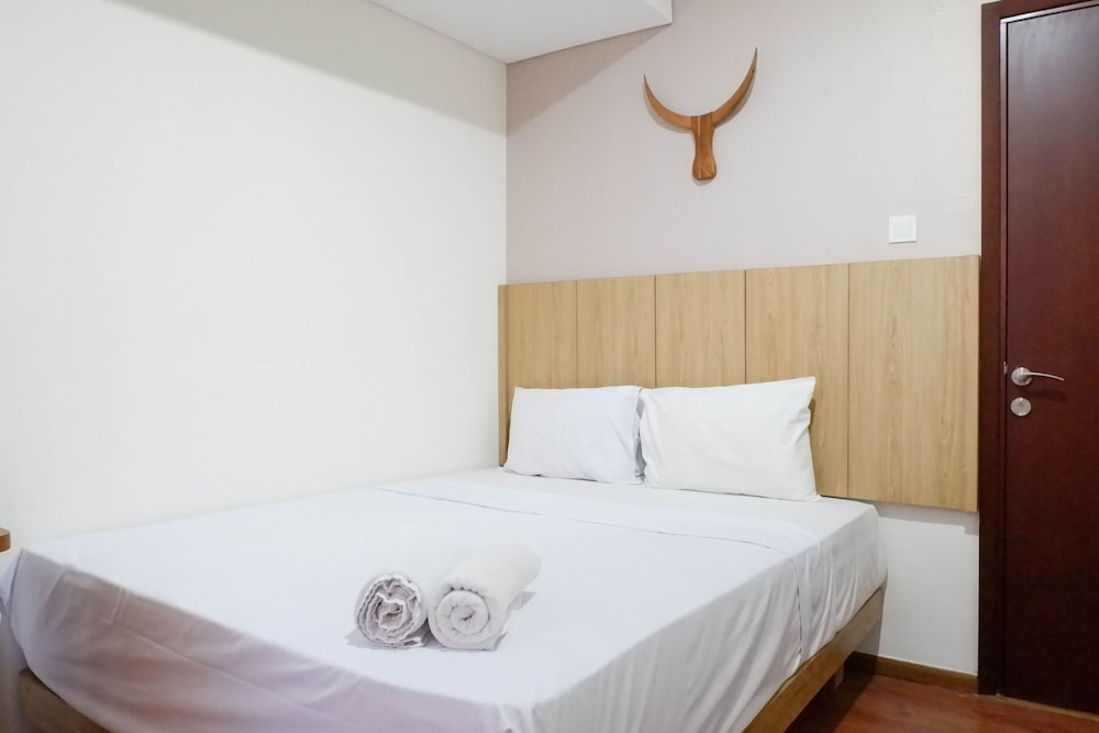 3br luxurious and elegant apartment at grand sungkono lagoon