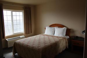 grand view inn and suites