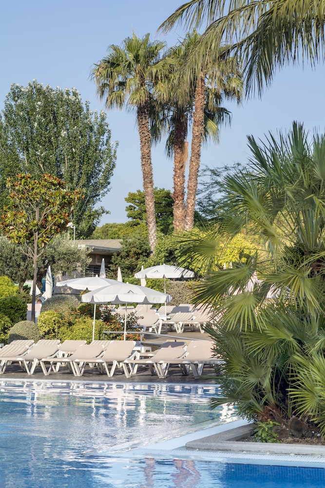 aqua hotel onabrava and spa