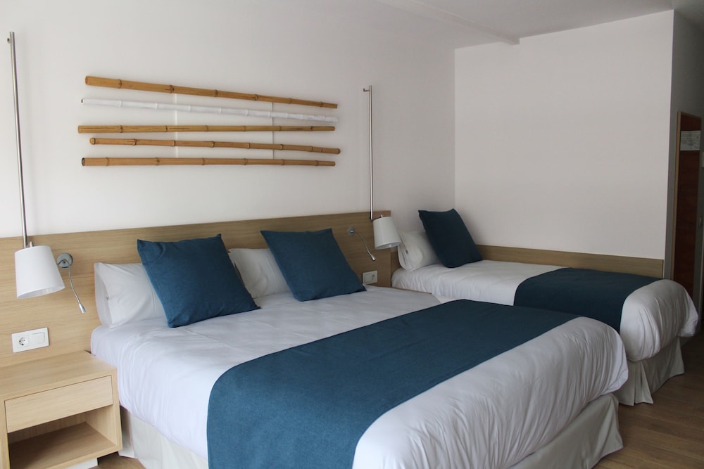 aqua hotel onabrava and spa