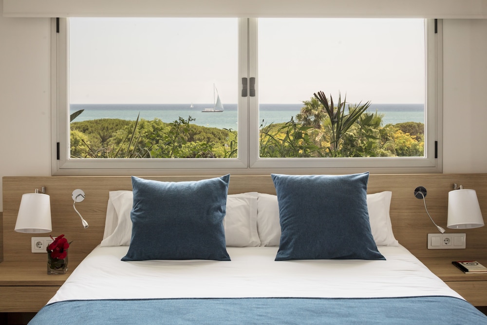 aqua hotel onabrava and spa