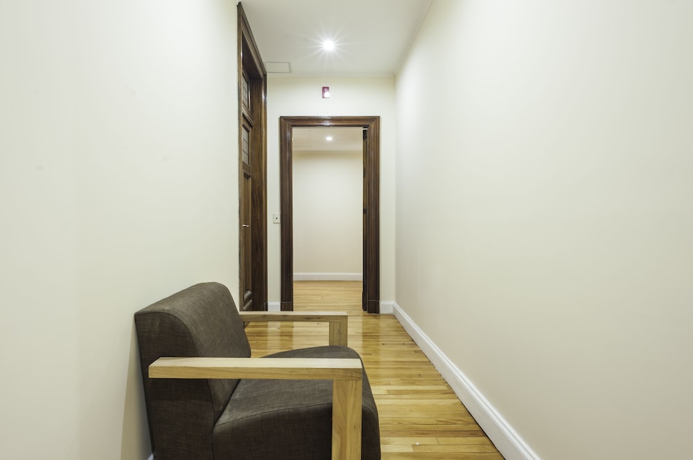 upoint flats