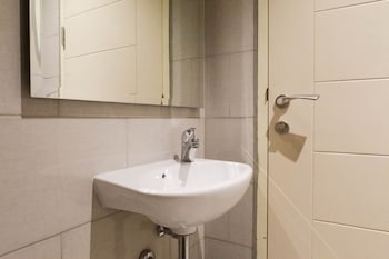 grand luxurious and spacious studio at benson supermall mansion apartment