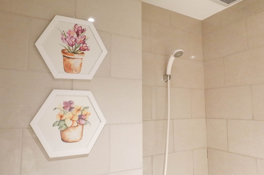 grand luxurious and spacious studio at benson supermall mansion apartment