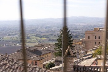 assisi