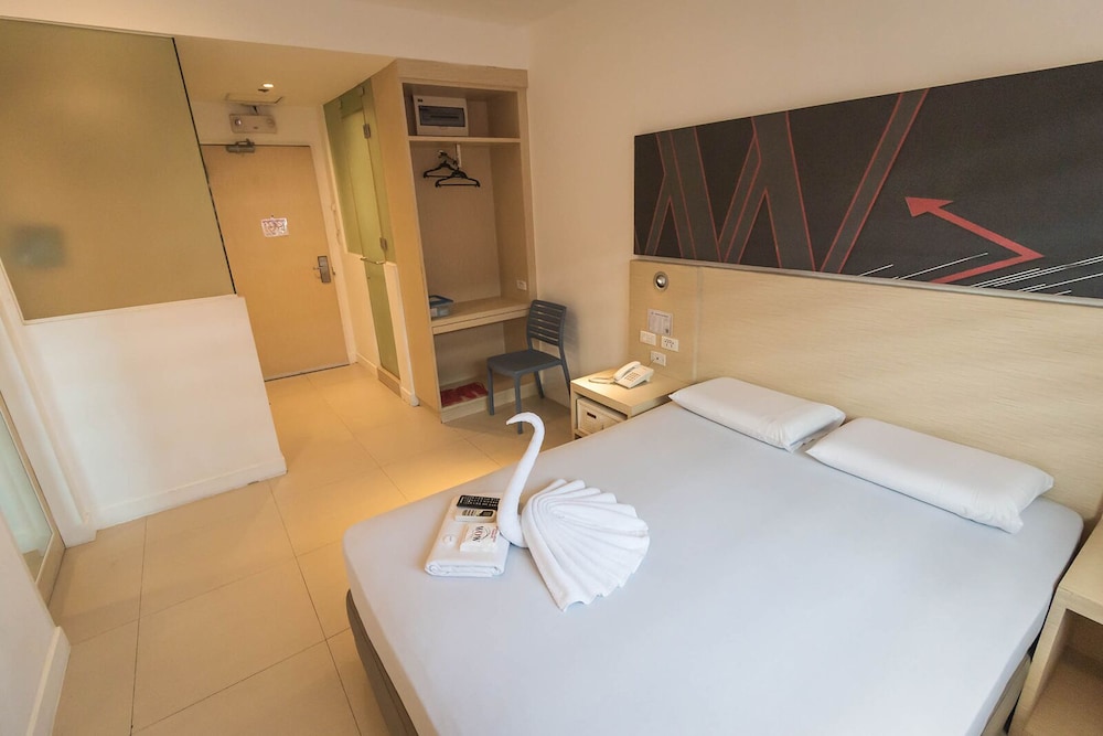 wow budget hotel cubao
