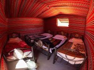 wadirum hostel