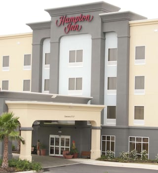 hampton inn by hilton leesville fort johnson