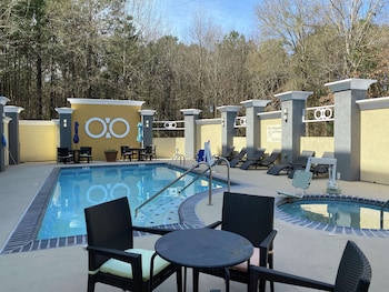 hampton inn by hilton leesville fort johnson