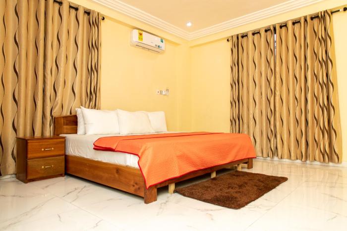 spacious and outstanding 3 bed furnished apartment